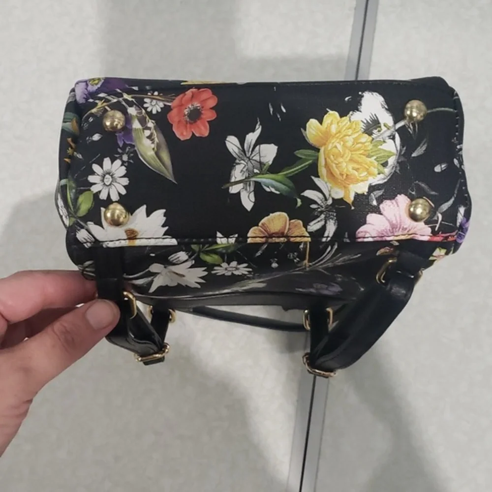 Mini backpack butterfly and flower design‎